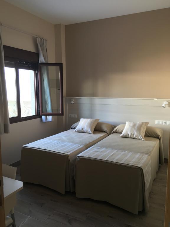 Hostal Los Encinares Villanueva de Córdoba Extérieur photo