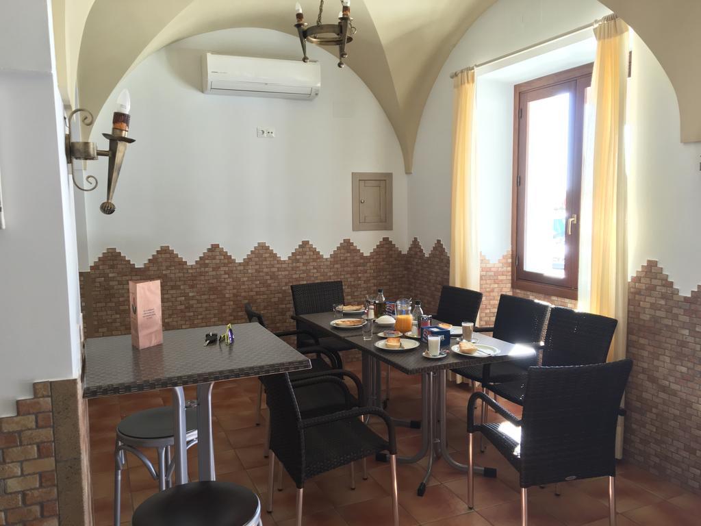 Hostal Los Encinares Villanueva de Córdoba Extérieur photo